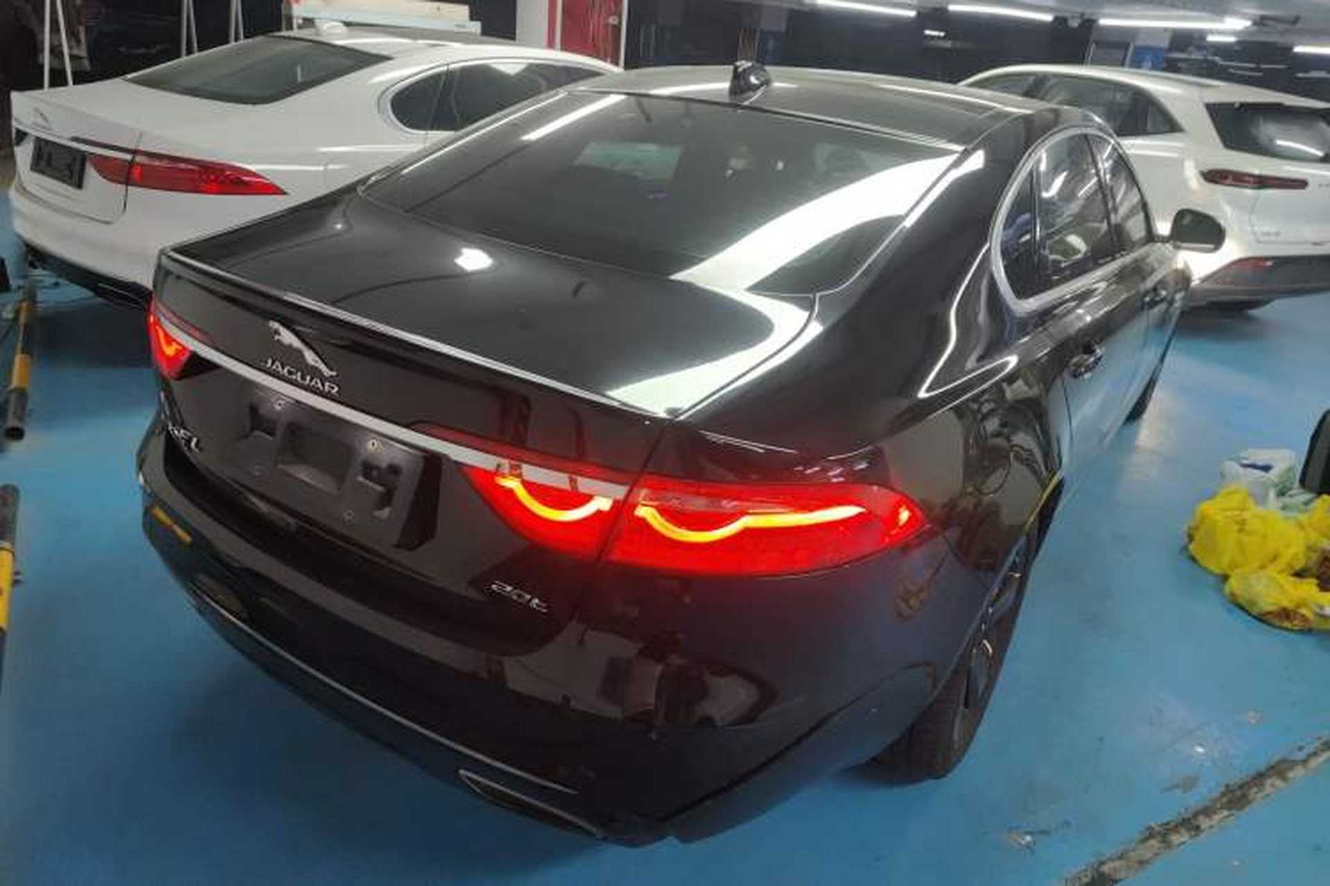Used Jaguar XFL 2018 XFL 2.0T 200PS Elite Edition Rear Right 45 Deg
