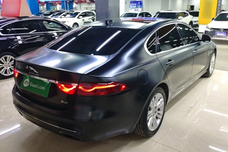 Used Jaguar XFL 2018 XFL 2.0T 250 PS Luxury Edition Rear Right 45 Deg