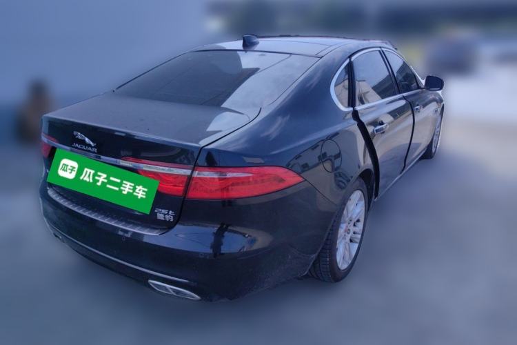 Used Jaguar XFL 2018 XFL 2.0T 250 PS Luxury Edition Rear Right 45 Deg
