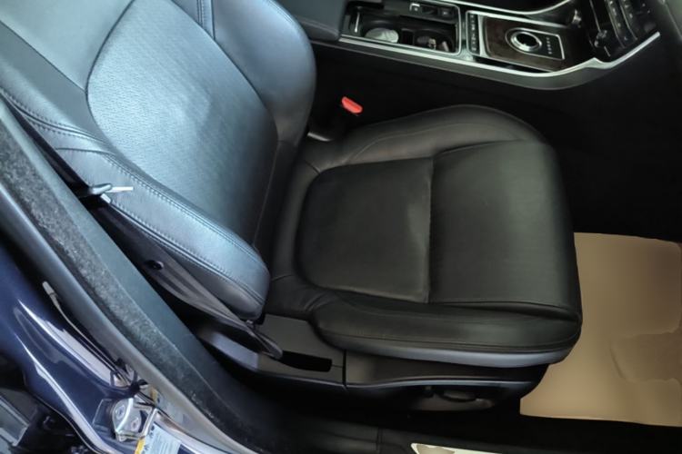 Used Jaguar XFL 2018 XFL 2.0T 250 PS Luxury Edition Right Front Seat