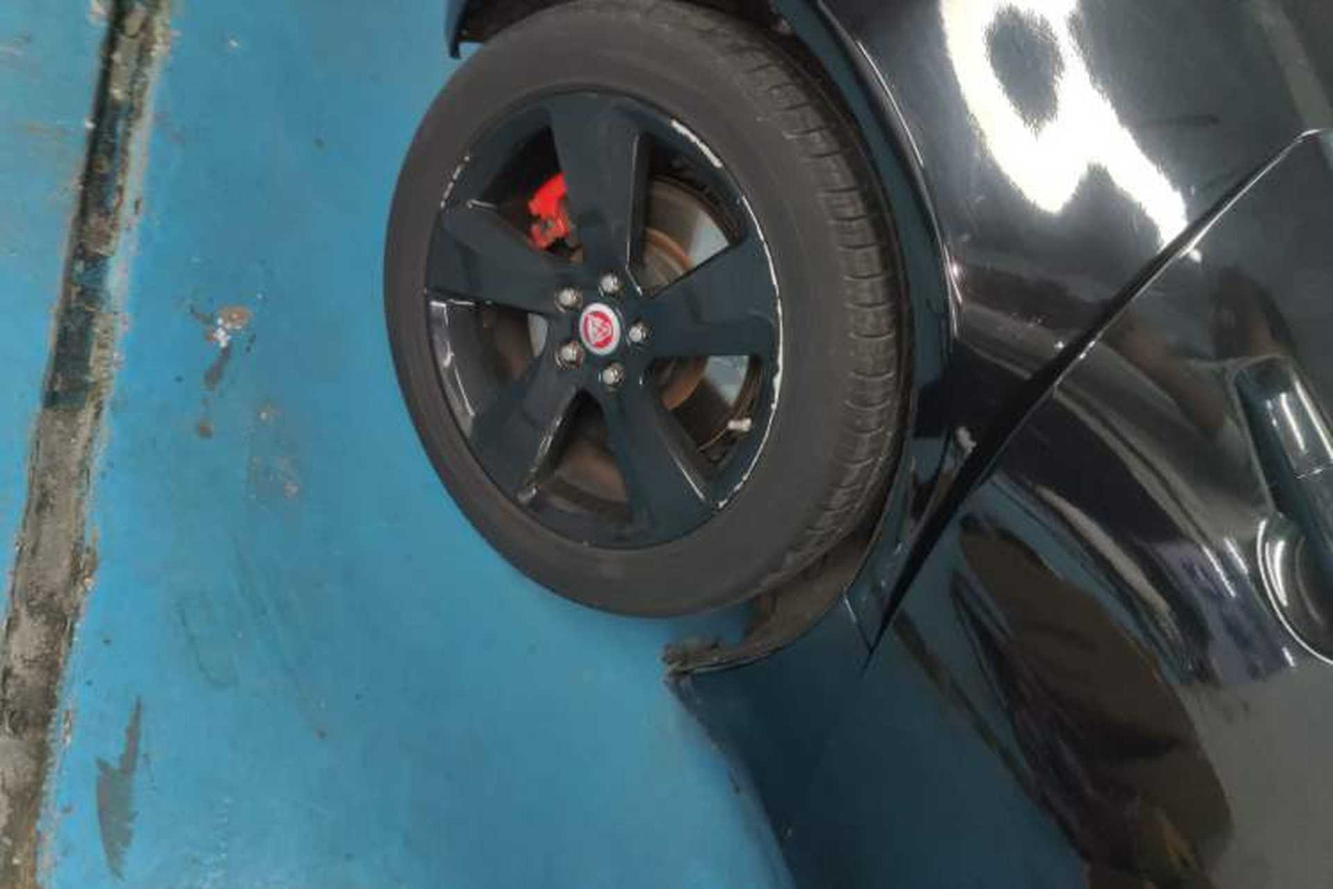 Used Jaguar XFL 2018 XFL 2.0T 200PS Elite Edition Right Rear Wheel Hub