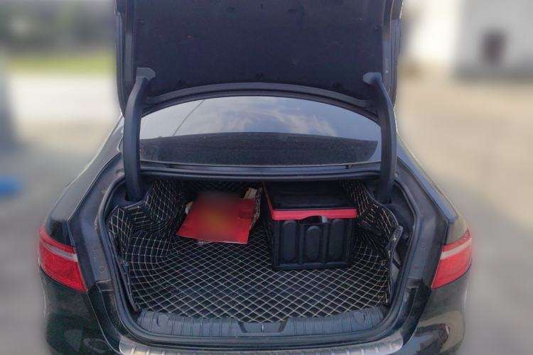 Used Jaguar XFL 2018 XFL 2.0T 250 PS Luxury Edition Trunk