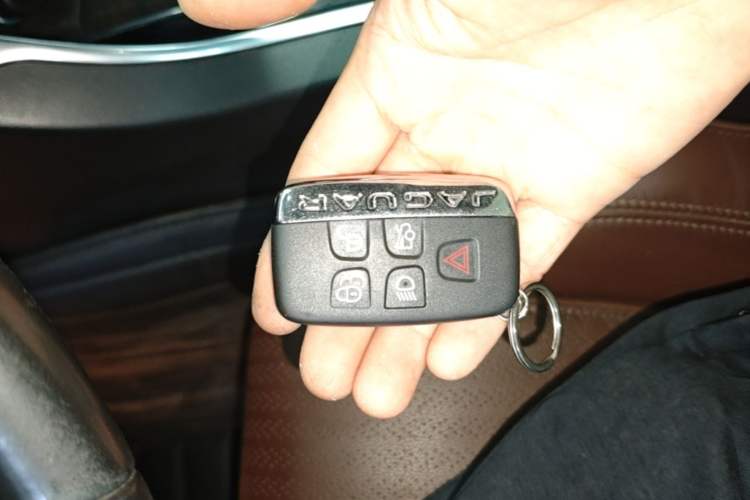 Used Jaguar XFL 2018 XFL 2.0T 250 PS Luxury Edition Vehicle Key