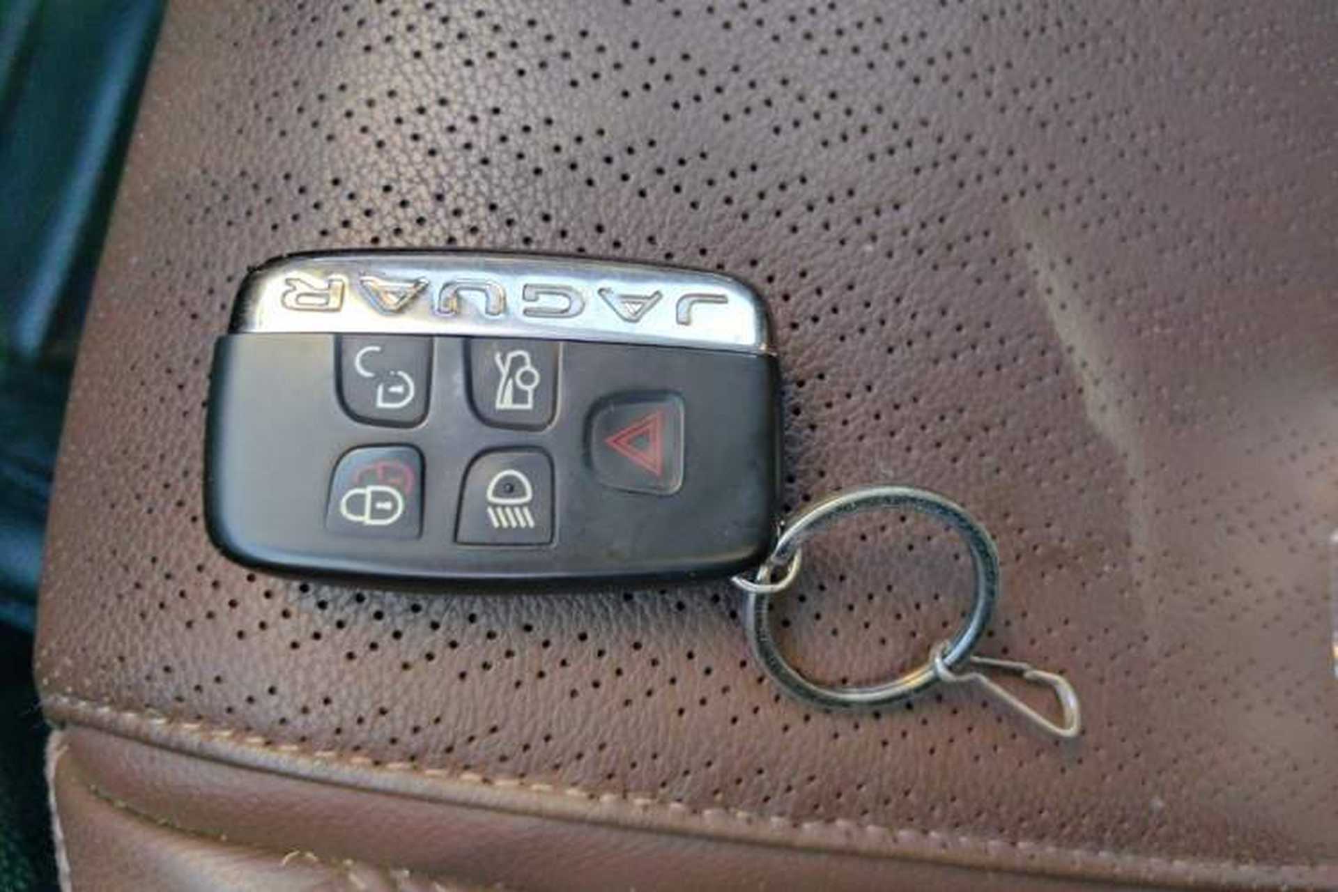 Used Jaguar XFL 2018 XFL 2.0T 250 PS Luxury Edition Vehicle Key