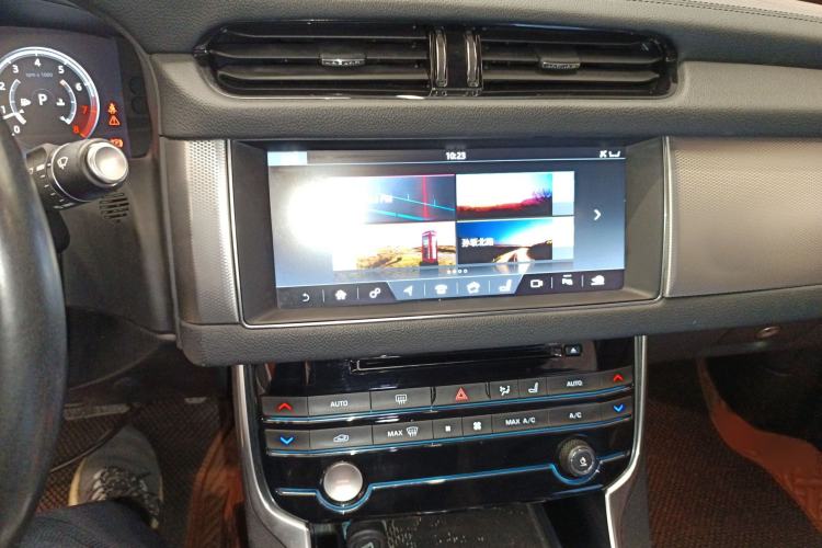 Used Jaguar XFL 2018 XFL 2.0T 250 PS Luxury Edition Audio And AC Panel