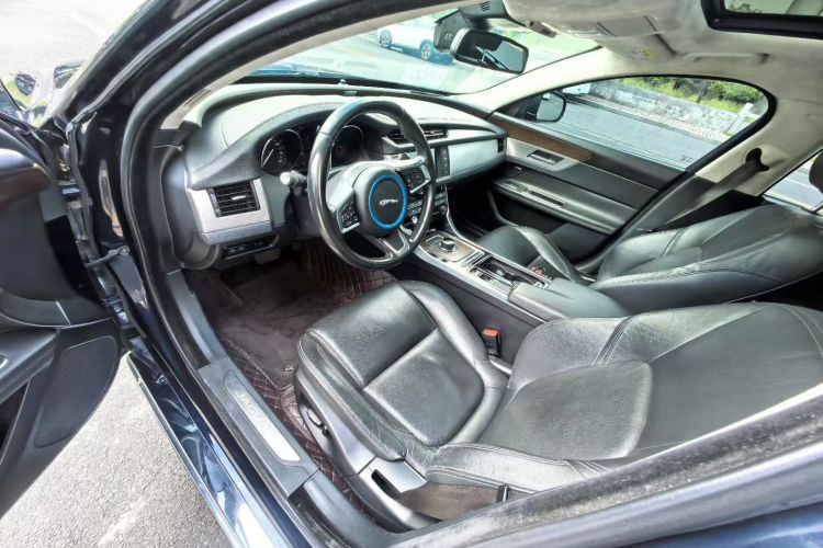 Used Jaguar XFL 2018 XFL 2.0T 200PS Elite Edition Driver Seat