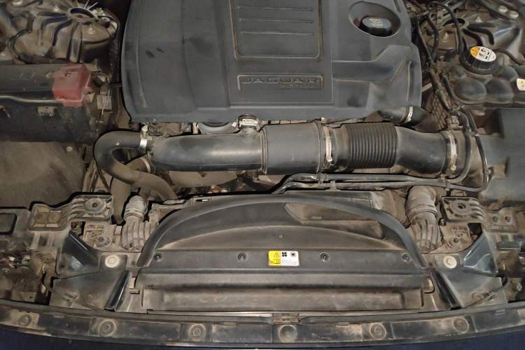 Used Jaguar XFL 2018 XFL 2.0T 250 PS Luxury Edition Engine Bay