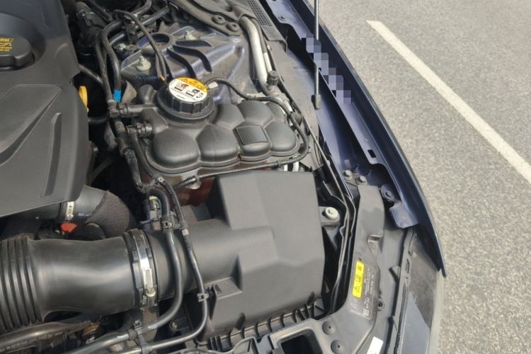 Used Jaguar XFL 2018 XFL 2.0T 250 PS Luxury Edition Engine Bay Left