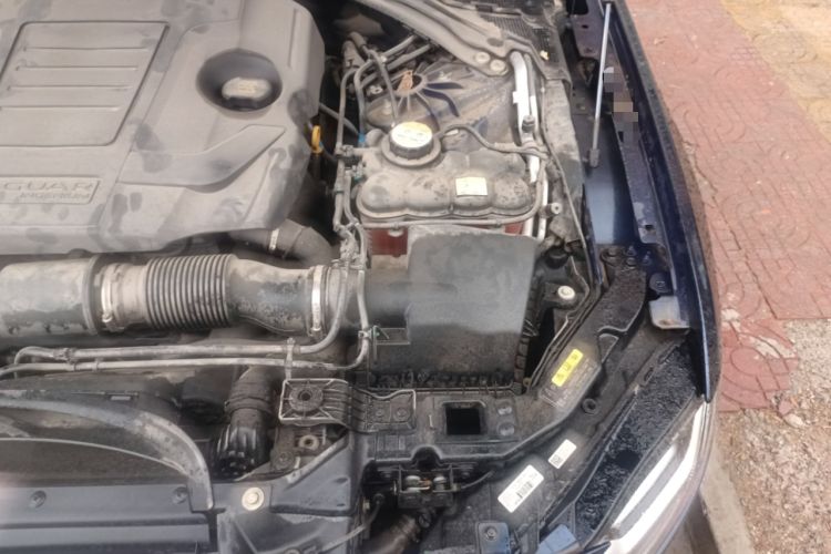 Used Jaguar XFL 2018 XFL 2.0T 250 PS Luxury Edition Engine Bay Left