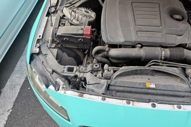 Used Jaguar XFL 2018 XFL 2.0T 200PS Elite Edition Engine Bay Right