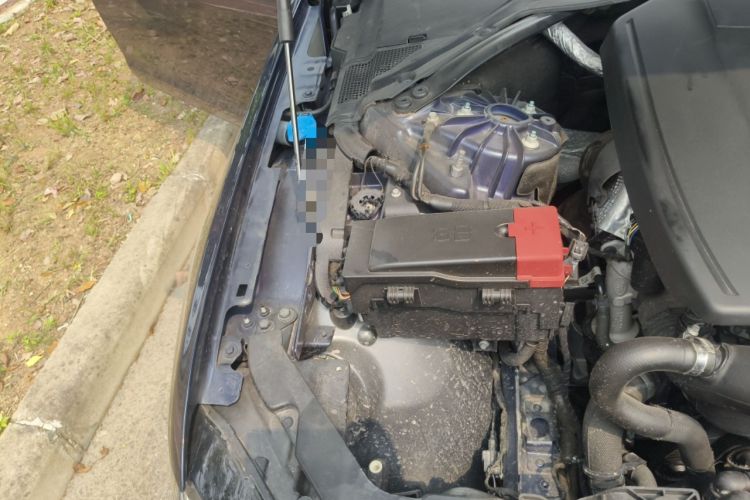 Used Jaguar XFL 2018 XFL 2.0T 250 PS Luxury Edition Engine Bay Right