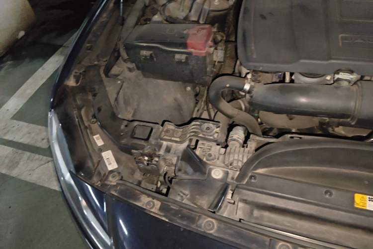 Used Jaguar XFL 2018 XFL 2.0T 250 PS Luxury Edition Engine Bay Right