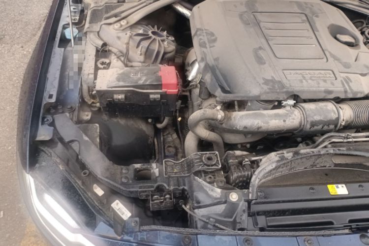 Used Jaguar XFL 2018 XFL 2.0T 250 PS Luxury Edition Engine Bay Right
