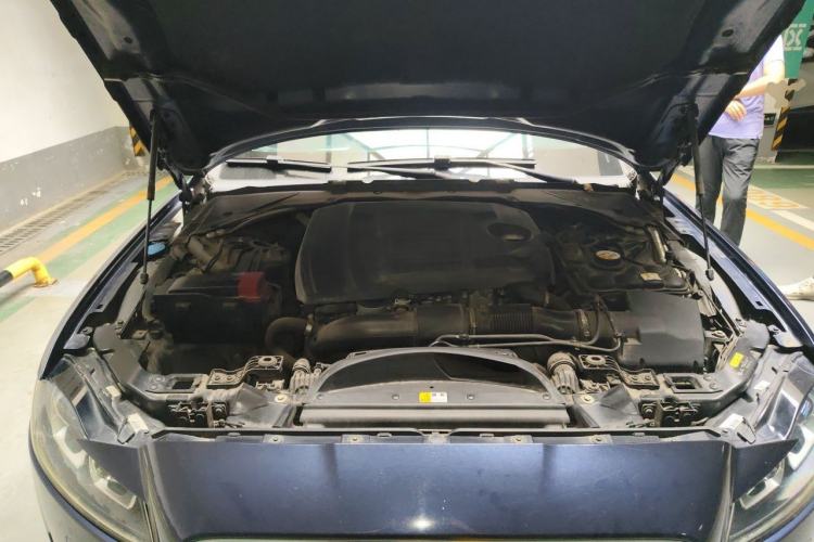 Used Jaguar XFL 2018 XFL 2.0T 200PS Elite Edition Engine Bay