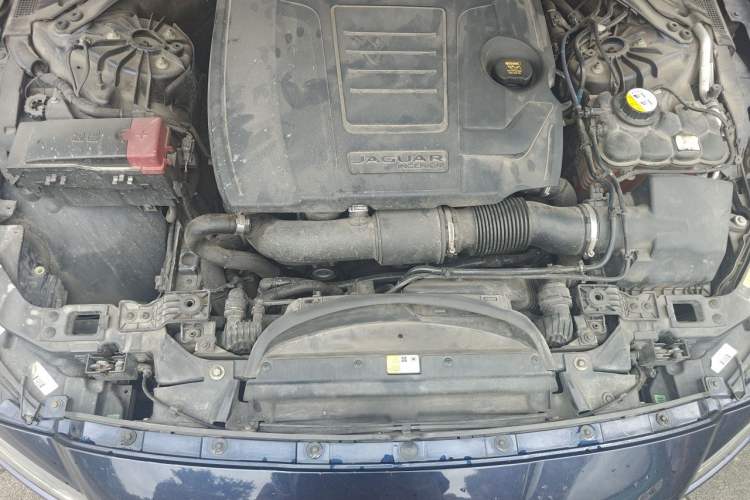 Used Jaguar XFL 2018 XFL 2.0T 200PS Elite Edition Engine Bay