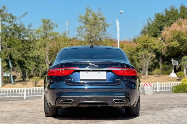 Used Jaguar XFL 2018 XFL 2.0T 250 PS Luxury Edition Exterior 1