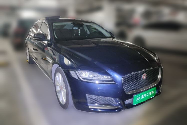 Used Jaguar XFL 2018 XFL 2.0T 250 PS Luxury Edition Exterior 2