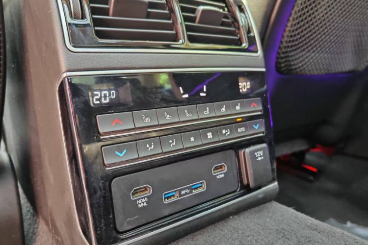 Used Jaguar XFL 2018 XFL 2.0T 250 PS Premium Edition Exterior 3