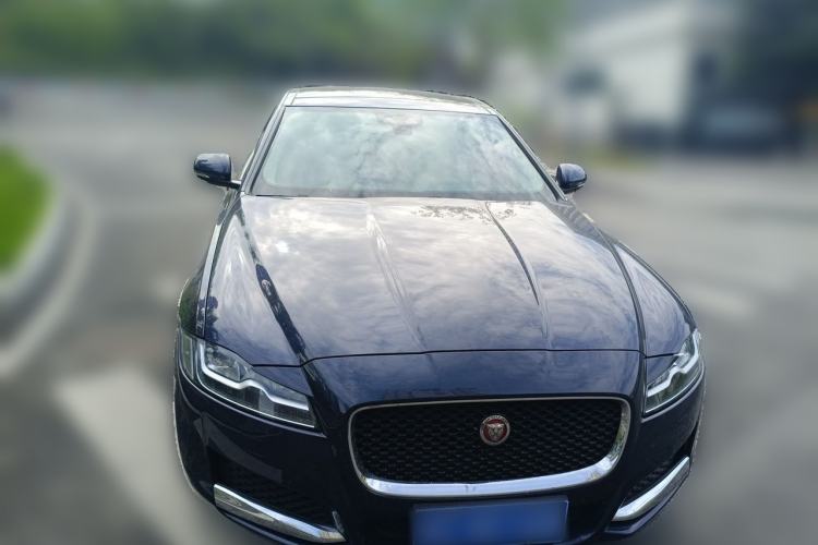 Used Jaguar XFL 2018 XFL 2.0T 250 PS Luxury Edition Front