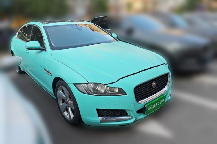 Used Jaguar XFL 2018 XFL 2.0T 200PS Elite Edition Front Right 45 Deg