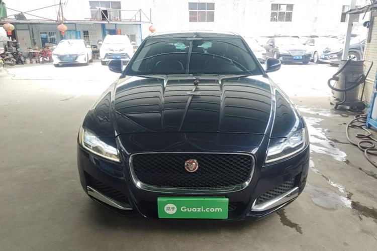 Used Jaguar XFL 2018 XFL 2.0T 250 PS Luxury Edition Front