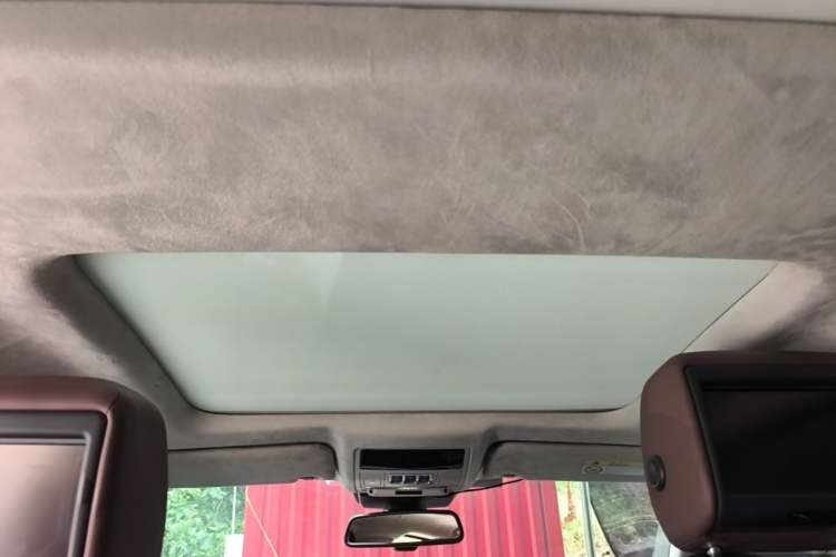 Used Jaguar XFL 2018 XFL 2.0T 250 PS Premium Edition Headliner