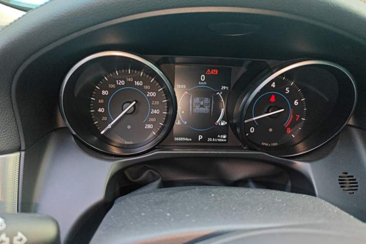 Used Jaguar XFL 2018 XFL 2.0T 200PS Elite Edition Instrument Cluster