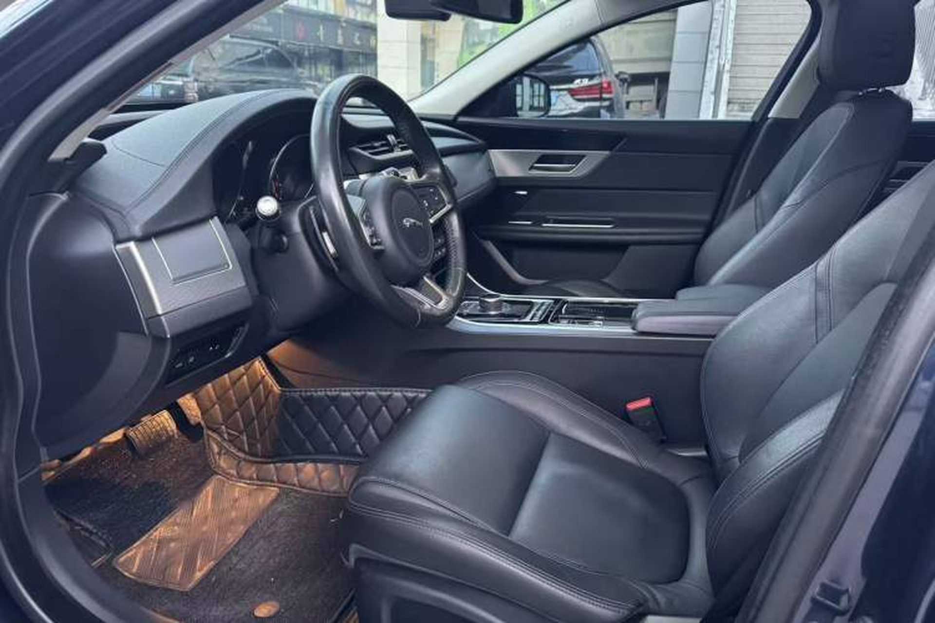 Used Jaguar XFL 2018 XFL 2.0T 200PS Luxury Edition Left Front Seat