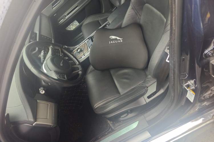 Used Jaguar XFL 2018 XFL 2.0T 200PS Elite Edition Left Front Seat