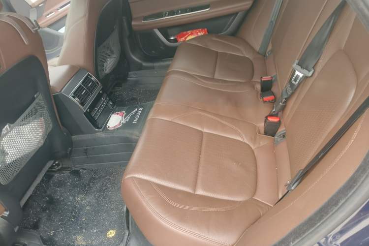 Used Jaguar XFL 2018 XFL 2.0T 250 PS Luxury Edition Left Rear Seat
