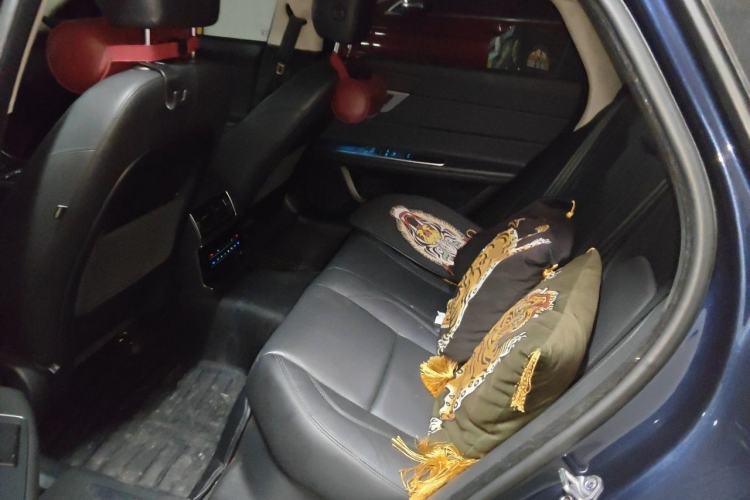 Used Jaguar XFL 2018 XFL 2.0T 250 PS Luxury Edition Left Rear Seat