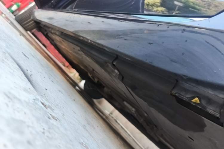 Used Jaguar XFL 2018 XFL 2.0T 250 PS Premium Edition Left Side Sill