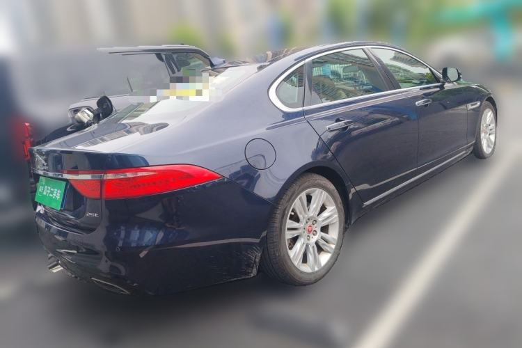 Used Jaguar XFL 2018 XFL 2.0T 250 PS Luxury Edition Rear Right 45 Deg