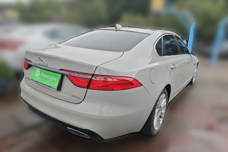 Used Jaguar XFL 2018 XFL 2.0T 250 PS Luxury Edition Rear Right 45 Deg