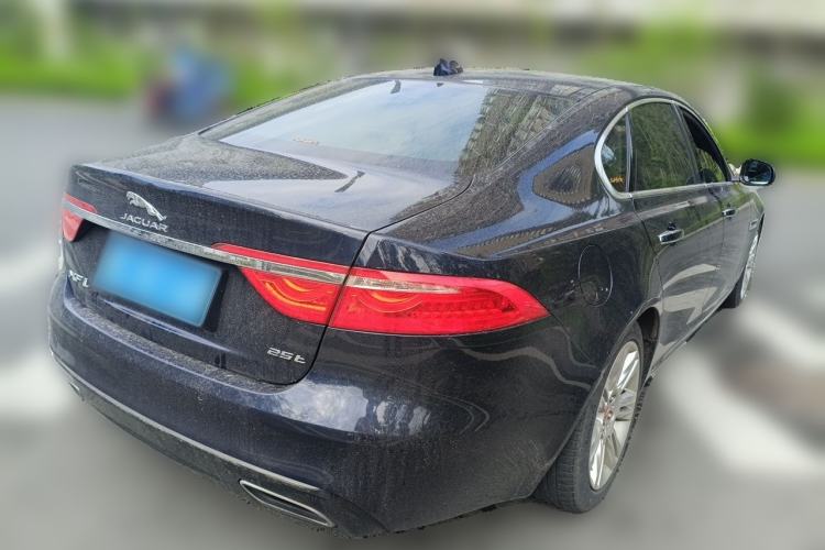 Used Jaguar XFL 2018 XFL 2.0T 250 PS Luxury Edition Rear Right 45 Deg