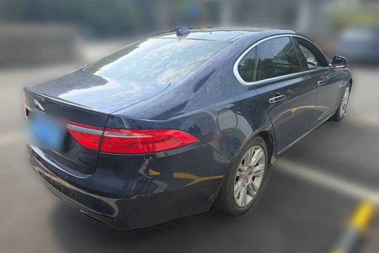 Used Jaguar XFL 2018 XFL 2.0T 250 PS Premium Edition Rear Right 45 Deg