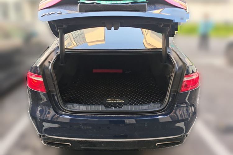 Used Jaguar XFL 2018 XFL 2.0T 200PS Elite Edition Trunk