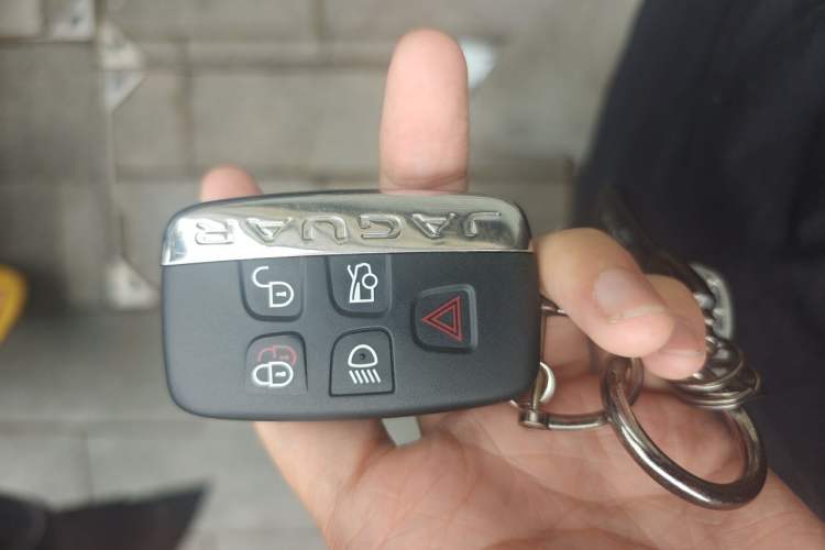 Used Jaguar XFL 2018 XFL 2.0T 200PS Elite Edition Vehicle Key