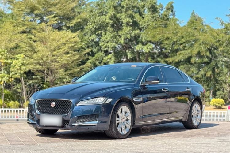 Used Jaguar XFL 2018 XFL 2.0T 250 PS Luxury Edition Guazi used car, China used car export, Used car for sale, Used  cars, Cheapest cars for sale