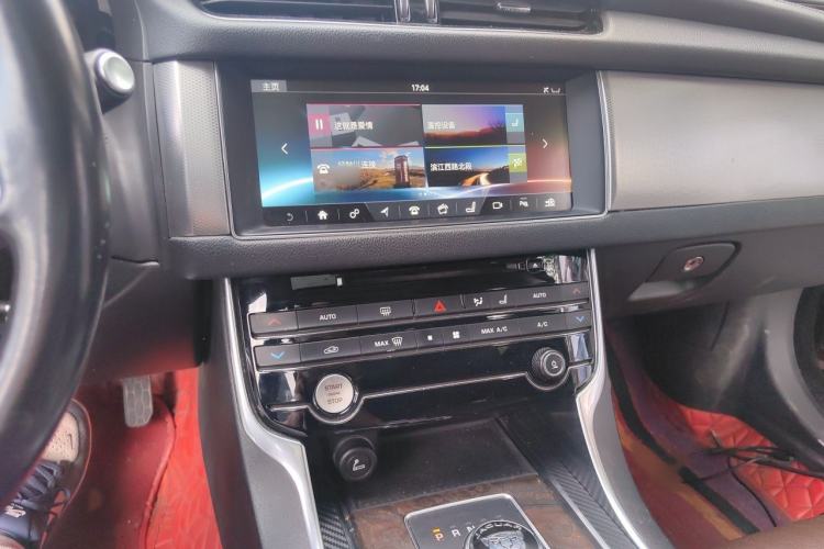 Used Jaguar XFL 2018 XFL 2.0T 250 PS Premium Edition Audio And AC Panel
