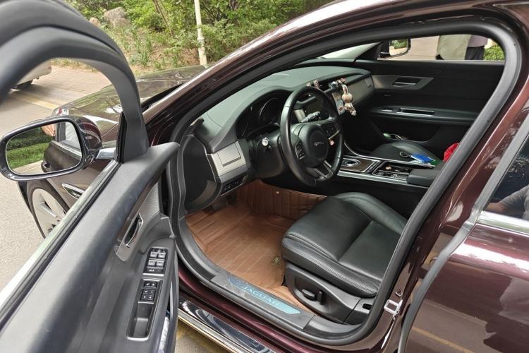 Used Jaguar XFL 2018 XFL 2.0T 200PS Elite Edition Driver Seat