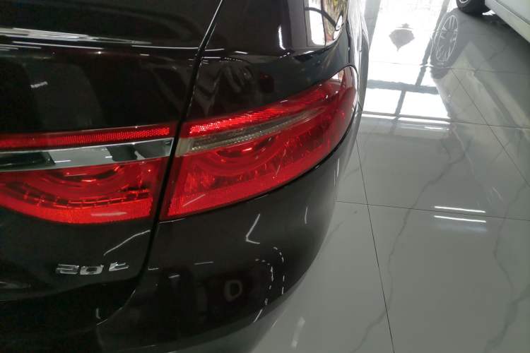 Used Jaguar XFL 2018 XFL 2.0T 200PS Elite Edition Exterior 3