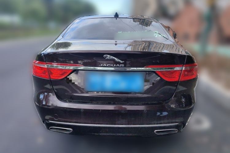 Used Jaguar XFL 2018 XFL 2.0T 250 PS Premium Edition Exterior 4