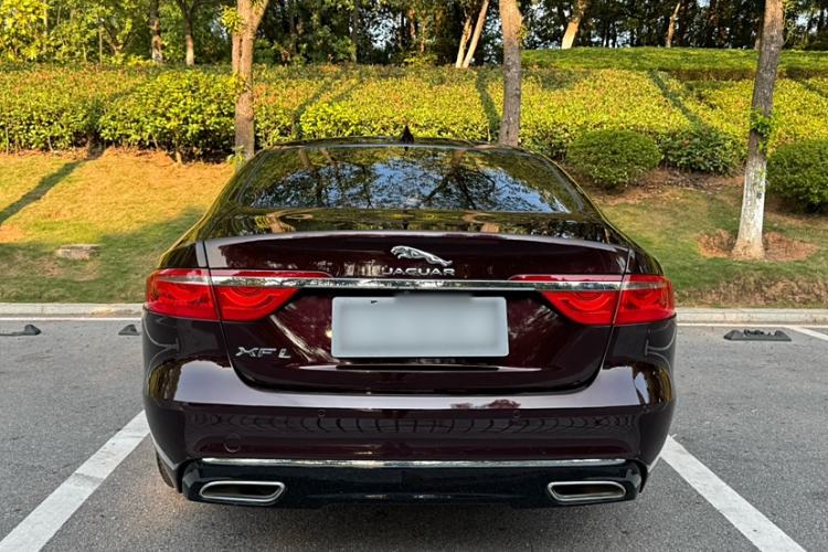 Used Jaguar XFL 2018 XFL 2.0T 250 PS Luxury Edition Exterior 5