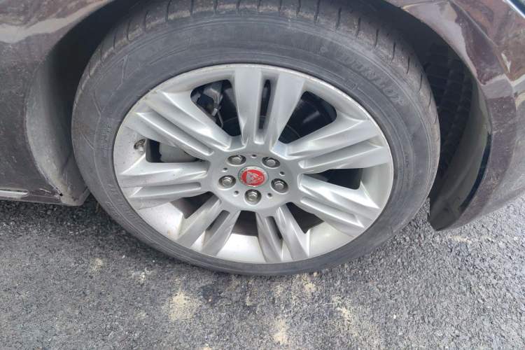 Used Jaguar XFL 2018 XFL 2.0T 250 PS Premium Edition Exterior 7