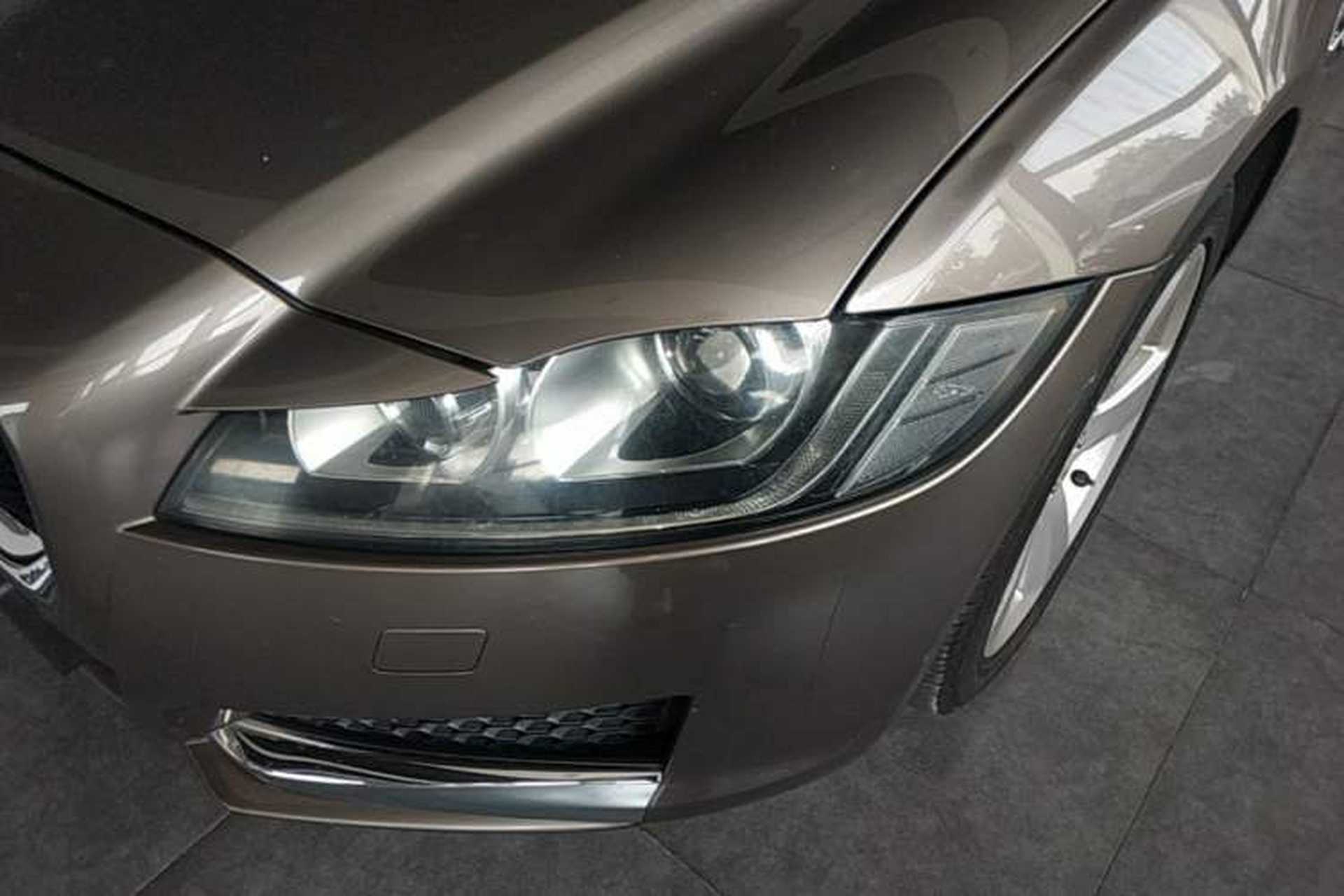 Used Jaguar XFL 2018 XFL 2.0T 200PS Elite Edition Left Front Headlight