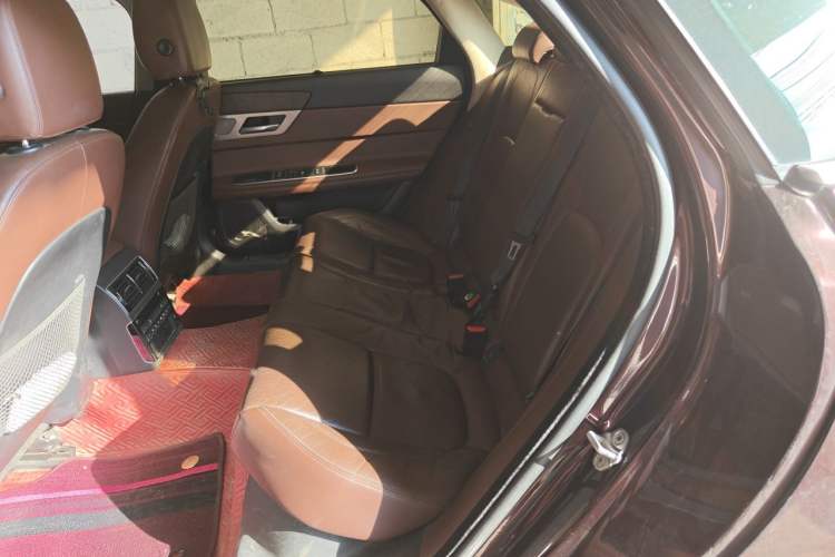 Used Jaguar XFL 2018 XFL 2.0T 250 PS Luxury Edition Left Rear Seat
