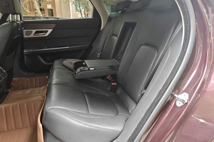 Used Jaguar XFL 2018 XFL 2.0T 200PS Elite Edition Left Rear Seat