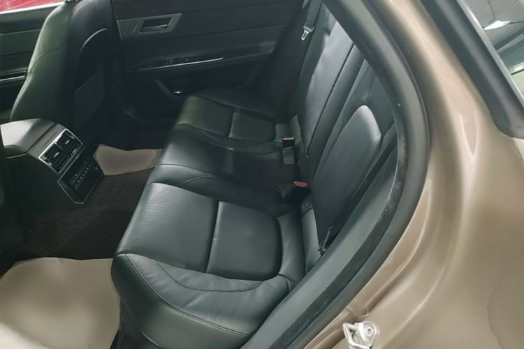 Used Jaguar XFL 2018 XFL 2.0T 250 PS Luxury Edition Left Rear Seat