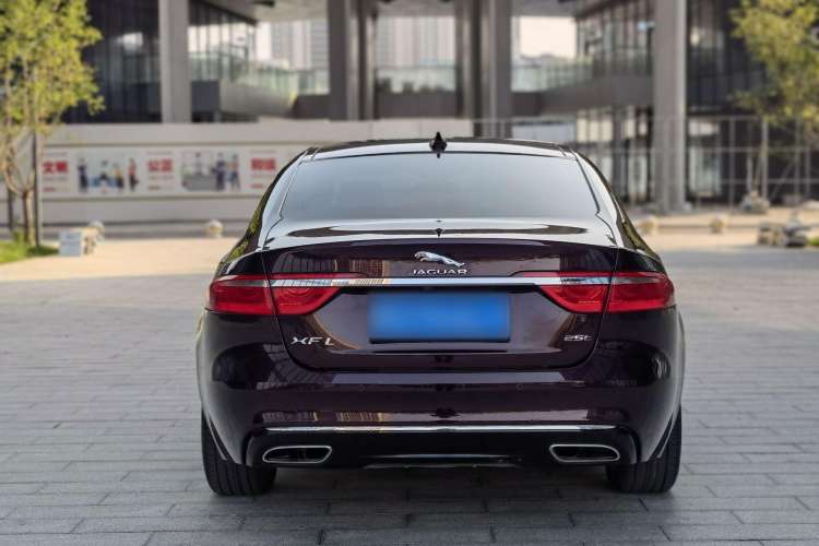Used Jaguar XFL 2018 XFL 2.0T 250 PS Luxury Edition Rear